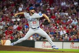 Image of: Cubs Part Ways with Justin Turner, Sign Colin Rea to New Deal