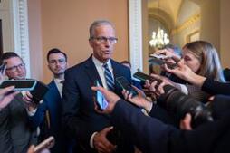 Image of: Senators Forge Ahead This Weekend to Resolve Government Shutdown