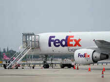 Image of: UPS and FedEx Ground MD-11 Aircraft Following Fatal Crash