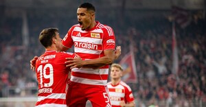 Image of: Union Berlin's Near Miss Against Bayern Munich