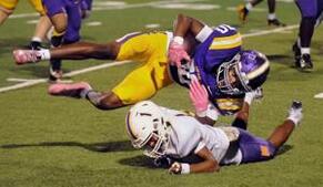 Image of: District 9-5A DI: Panthers Gear Up for Westbury Showdown