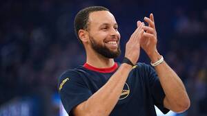 Image of: Stephen Curry's Humorous '6-7' Joke After Warriors Victory