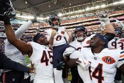 Image of: Bears Rally to Victory Over Vikings with Last-Minute Field Goal