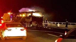 Image of: Tragic Bus Accident in Medina Claims Lives of Indian Pilgrims