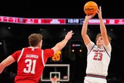 Image of: Lobos Struggle in 84-72 Defeat Against Nebraska