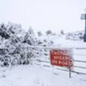 Image of: UK Schools Close as Temperatures Plunge to -11°C