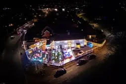Image of: Midland Home Transforms into a Christmas Wonderland