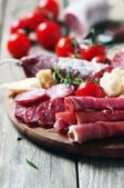 Image of: Create an Impressive Antipasti Platter for Your Holiday Gathering