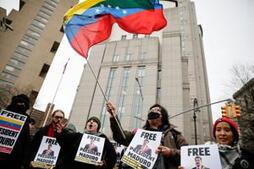 Image of: Maduro Declares Himself President Amid Drug Charges
