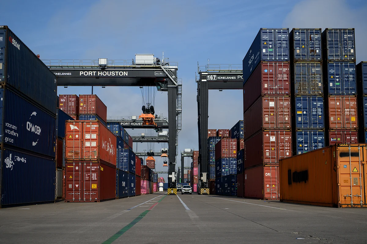 Image of: Trump’s Tariff Deadline Arrives After a 90-Day Rollercoaster